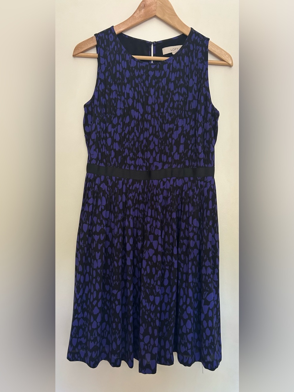 LOFT Sleeveless Purple and Black Printed Midi Dress